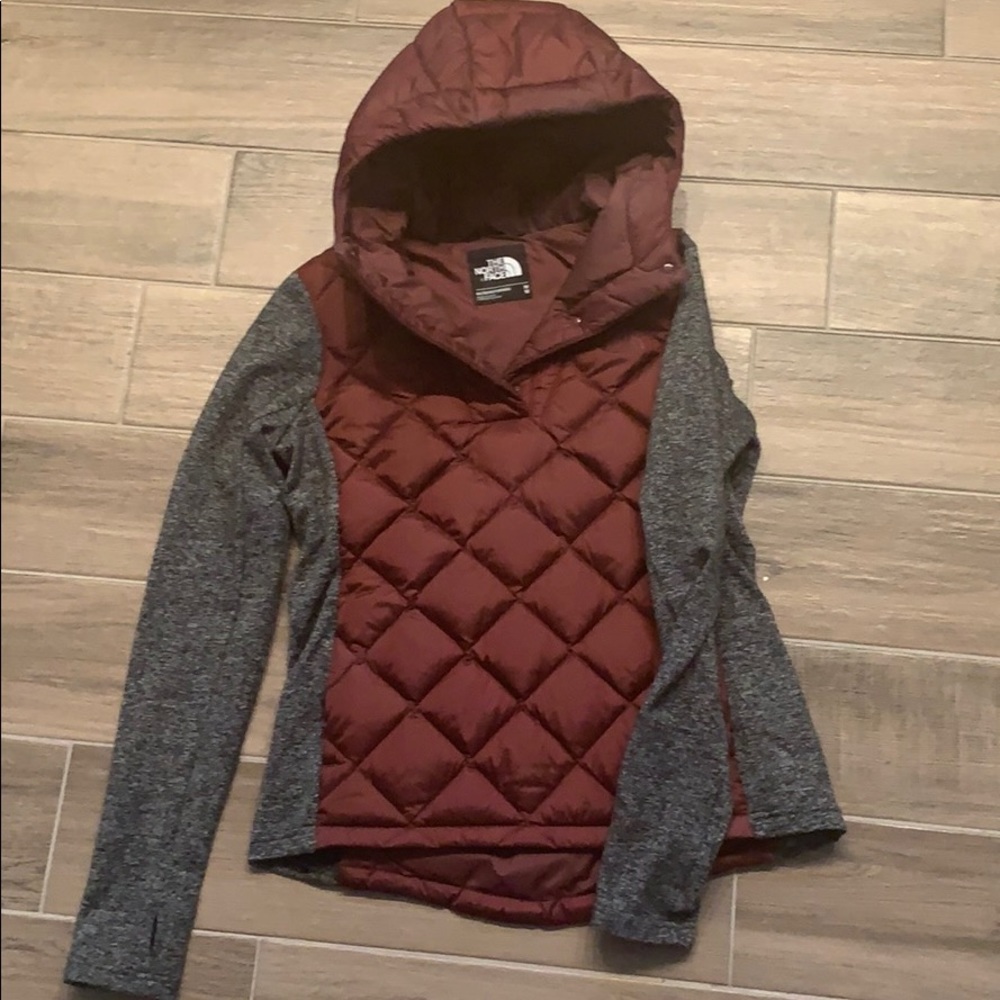 The North Face quilted hooded jacket